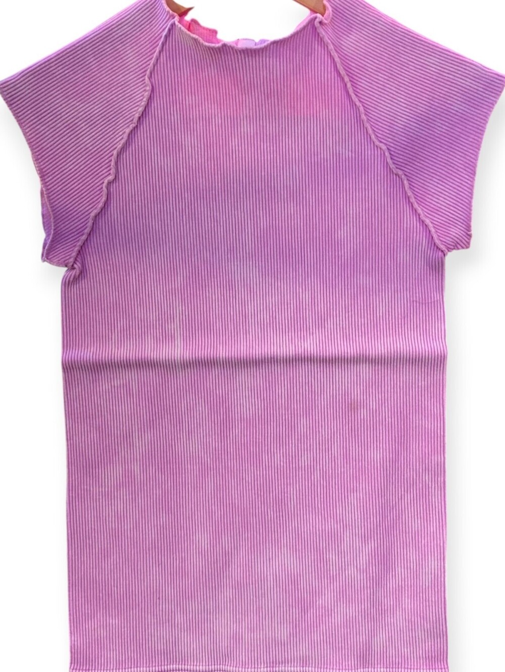 Zenana S/M Lavender Ribbed Knit Top Scoop Neck Cap Sleeve Exposed Seams Patch